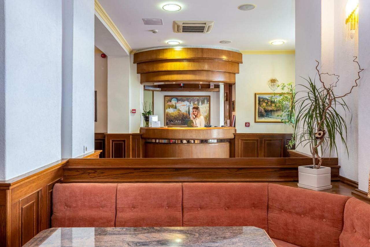 Hotel Galeb Opatija Exterior photo